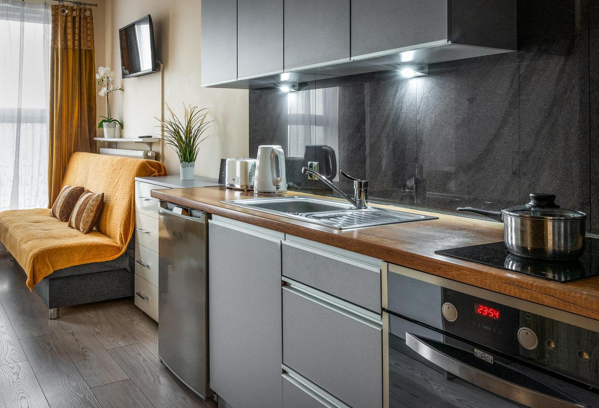 Cozy Modern Astoria Magic Orange Old Town Cracovia